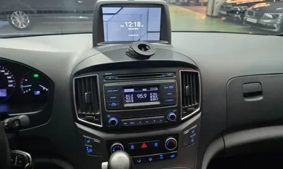 Hyundai Starex 2017, 135363 км, за 7100.98 USD - фото 15