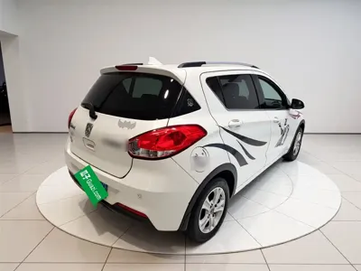 Baojun 310 2016, 62100 км, за 1755.95 USD - фото 6