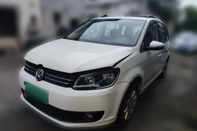 Volkswagen Touran · 2015 год