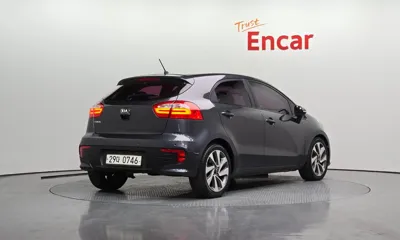 Kia Pride 2015, 107798 км, за 2317.88 USD