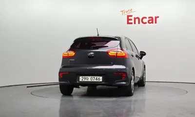 Kia Pride 2015, 107798 км, за 2317.88 USD
