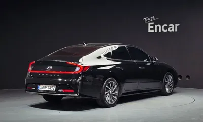 Hyundai Sonata 2022, 108544 км, за 16256.84 USD