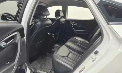 Hyundai Grandeur 2016, 95536 км, за 5901.27 USD - фото 12