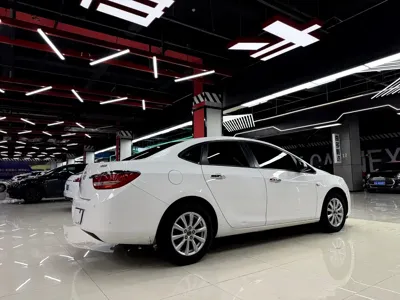 Buick Excelle 2014, 100000 км, за 2913.42 USD