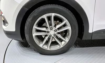 Hyundai Santafe 2016, 118140 км, за 7483.26 USD