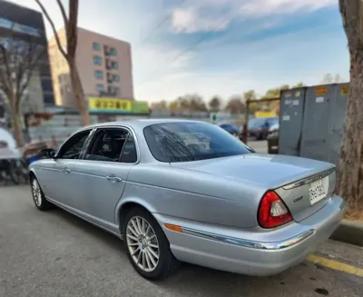Jaguar XJ-8 · 2006 год
