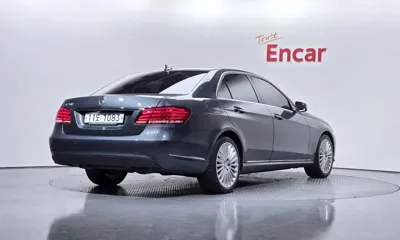 Mercedes-Benz E-Class 2016, 105378 км, за 8205.33 USD