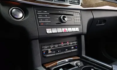Mercedes-Benz E-Class 2016, 105378 км, за 8205.33 USD - фото 15