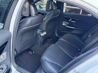 Mercedes-Benz C-Class 2022, 30000 км, за 25018.76 USD - фото 8