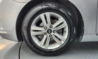 Hyundai Sonata 2013, 114219 км, за 3516.31 USD