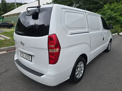 Hyundai Starex 2016, 236949 км, за 6055.87 USD - фото 6