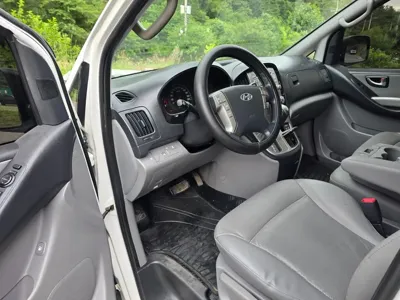 Hyundai Starex 2016, 236949 км, за 6055.87 USD - фото 12