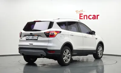Ford Kuga 2017, 192349 км, за 5009.11 USD
