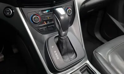 Ford Kuga 2017, 192349 км, за 5009.11 USD - фото 9