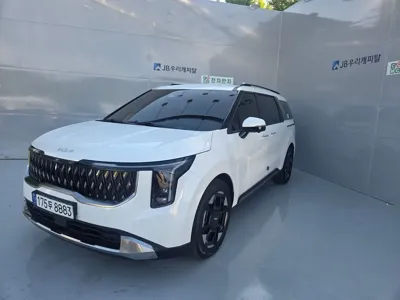 Kia Canival 2025, 32035 км, за 23615.65 USD