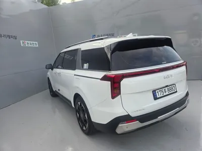 Kia Canival 2025, 32035 км, за 23615.65 USD