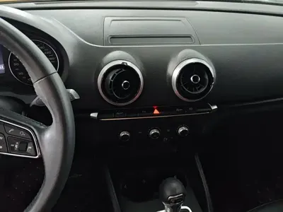 Audi A3 2019, 55000 км, за 10120.67 USD - фото 13