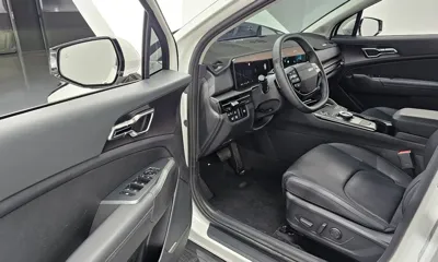 Kia Sportage 2025, 13084 км, за 22266.27 USD - фото 11