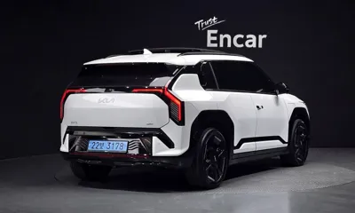 Kia EV3 2025, 9543 км, за 26374.95 USD