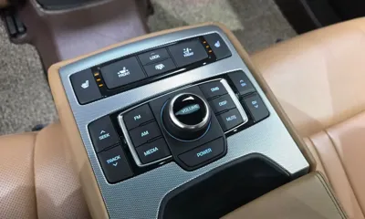 Genesis G80 2018, 70049 км, за 13981.88 USD - фото 19