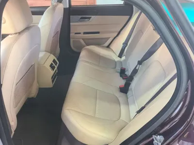 Jaguar XF 2017, 90000 км, за 6375.23 USD - фото 9