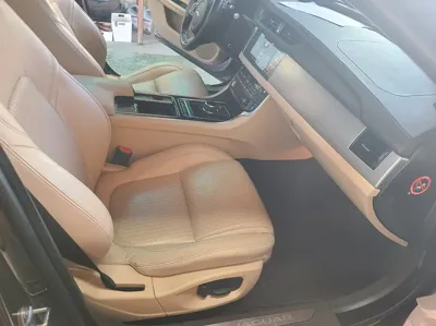 Jaguar XF 2017, 90000 км, за 6375.23 USD - фото 11