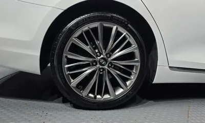 Hyundai Grandeur 2019, 59546 км, за 12964.18 USD