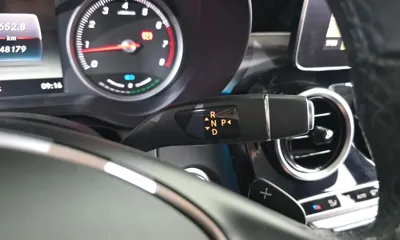Mercedes-Benz GLC-Class 2019, 48179 км, за 17120.58 USD - фото 18