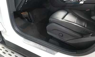 Mercedes-Benz GLC-Class 2019, 48179 км, за 17120.58 USD - фото 20