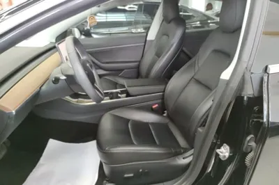 Tesla Model 3 2019, 82400 км, за 18161 USD - фото 23