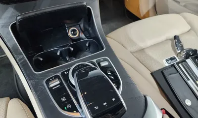 Mercedes-Benz GLC-Class 2019, 73915 км, за 21127.21 USD - фото 9