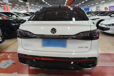 Volkswagen Tiguan X 2023, 32200 км, за 20629 USD