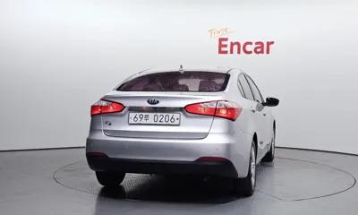 Kia K3 2014, 153867 км, за 2405.25 USD