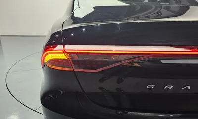 Hyundai Grandeur 2020, 64820 км, за 14853.43 USD - фото 23