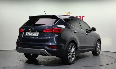 Hyundai Santafe 2016, 114779 км, за 7400.07 USD