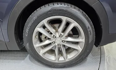 Hyundai Santafe 2016, 114779 км, за 7400.07 USD
