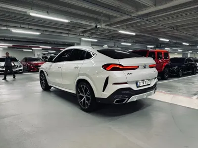 BMW X6 2021, 31495 км, за 37017.48 USD