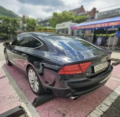 Audi A7 2015, 151467 км, за 6544.16 USD