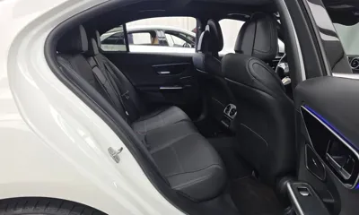 Mercedes-Benz C-Class 2024, 38131 км, за 28817.12 USD - фото 12