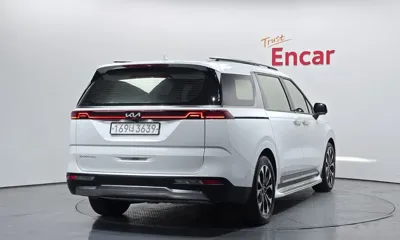 Kia Canival 2022, 45852 км, за 18006.88 USD - фото 2