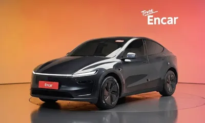 Tesla Model Y · 2025 год