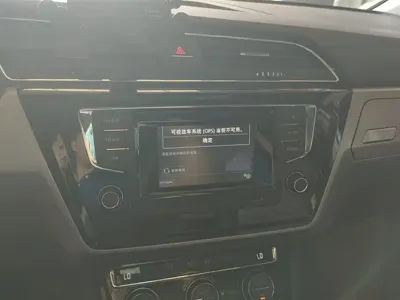 Volkswagen Touran 2017, 78300 км, за 7348.45 USD - фото 13