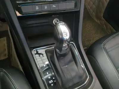 Volkswagen Touran 2017, 78300 км, за 7348.45 USD - фото 16