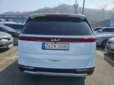 Kia Canival 2023, 100398 км, за 14496.52 USD