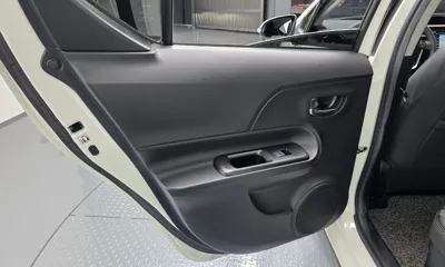 Toyota Prius 2019, 48234 км, за 10510.32 USD - фото 25