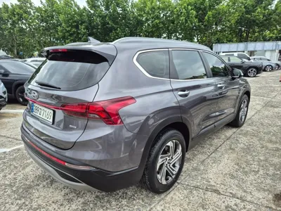 Hyundai Santafe 2021, 28346 км, за 17304.2 USD