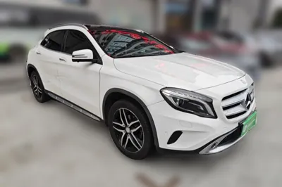 Mercedes-Benz GLA 2016, 100700 км, за 7214 USD