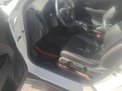 Honda Vezel 2018, 53900 км, за 7363.2 USD - фото 9