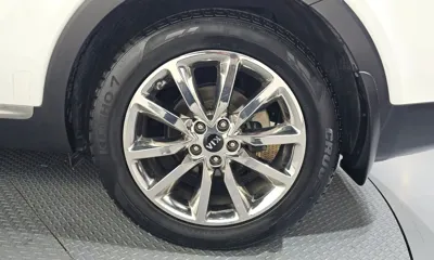 Kia Sorento 2016, 122218 км, за 8919.72 USD