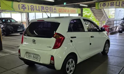 Kia Morning 2016, 158900 км, за 1641.07 USD
